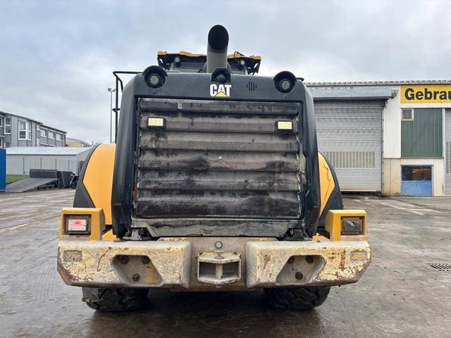 Chargeuse sur pneus CAT 966M