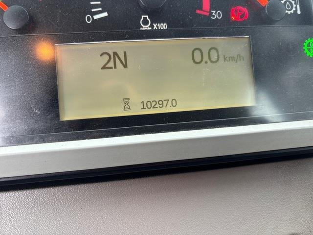 Chargeuse sur pneus CAT 966M