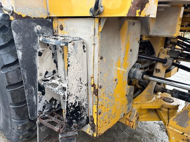 Chargeuse sur pneus CAT 966M