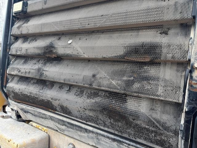 Chargeuse sur pneus CAT 966M