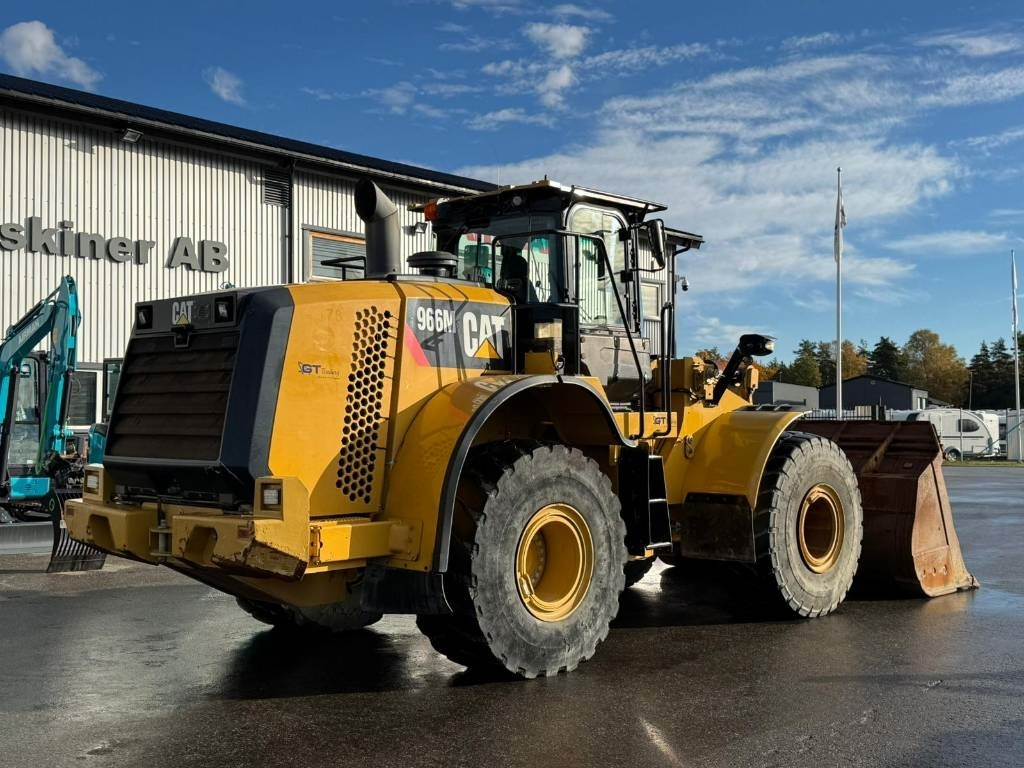 Chargeuse sur pneus CAT 966M