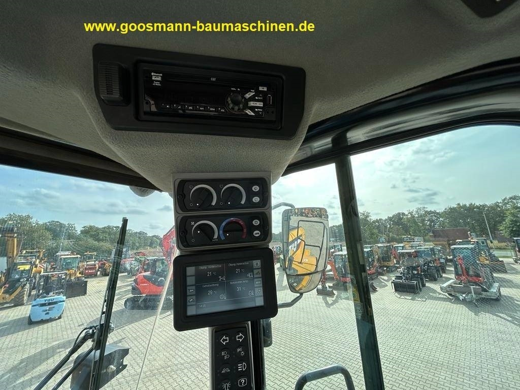 Chargeuse sur pneus CAT 966M