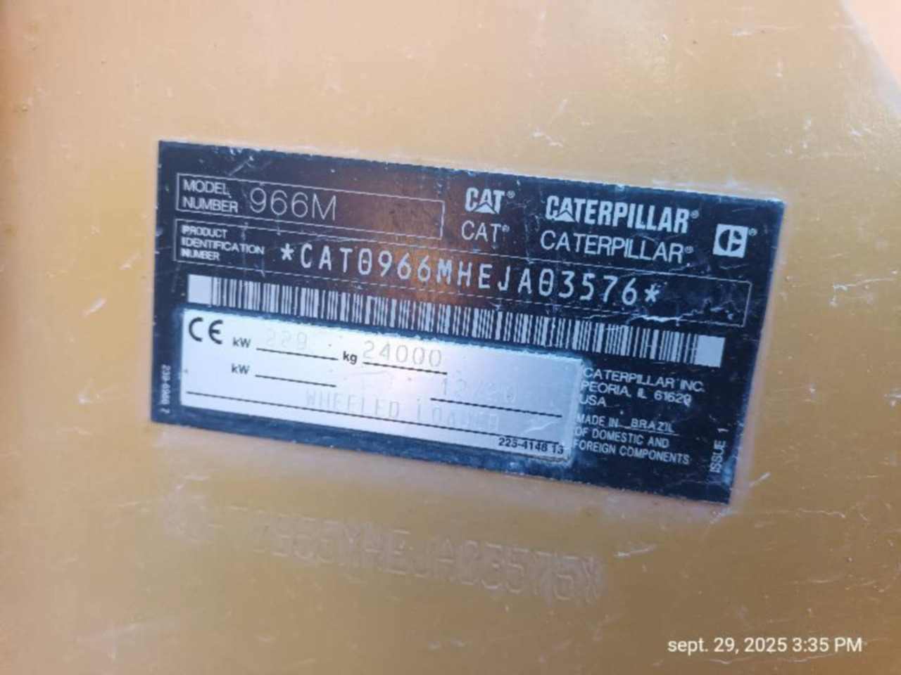 Chargeuse sur pneus CAT 966M