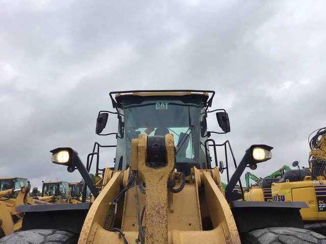 Chargeuse sur pneus CAT 966MXE