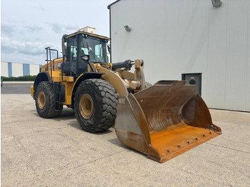 Chargeuse sur pneus CAT 966M XE