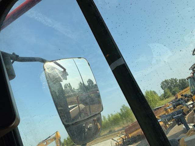 Chargeuse sur pneus CAT 966M XE