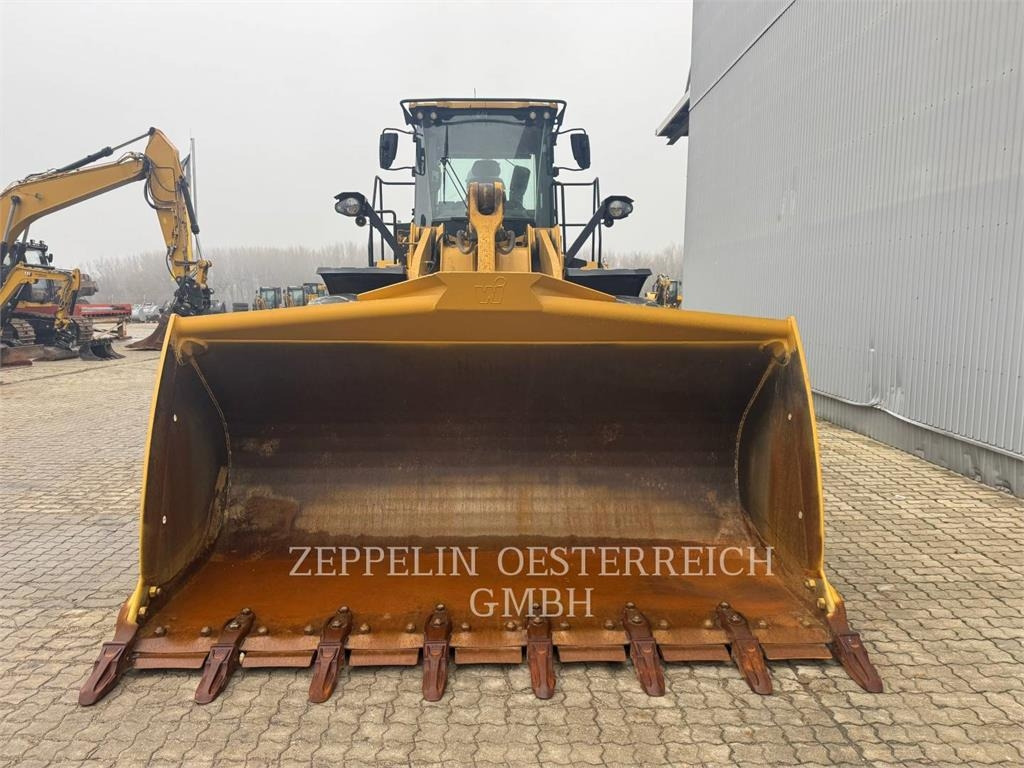 Chargeuse sur pneus CAT 966-14