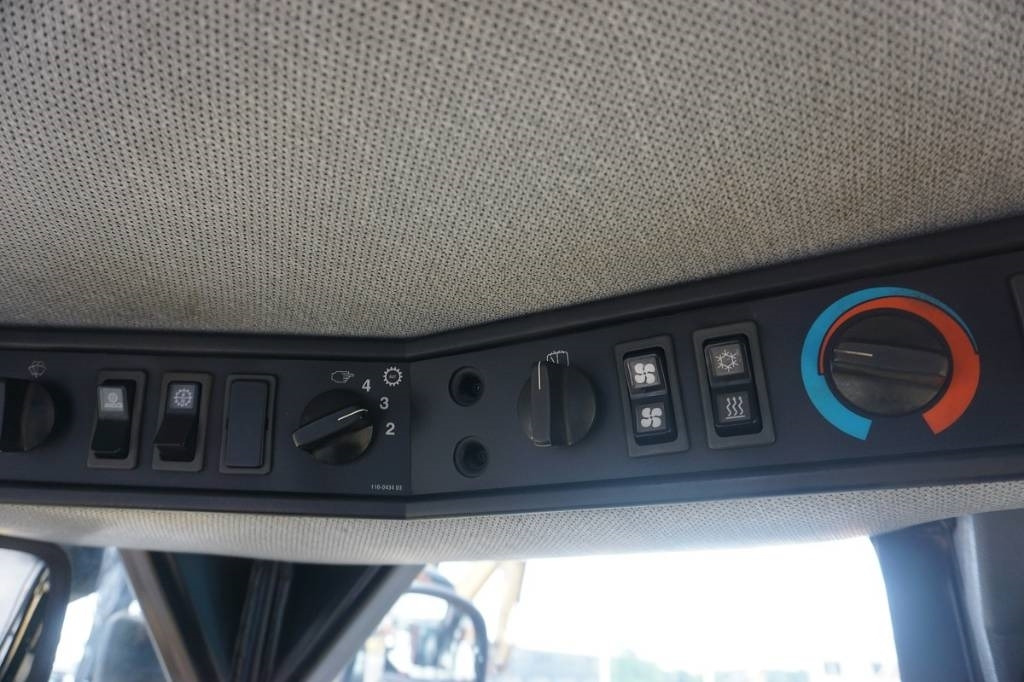 Chargeuse sur pneus CAT 966 G I