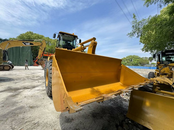 Chargeuse sur pneus  CAT 966 H