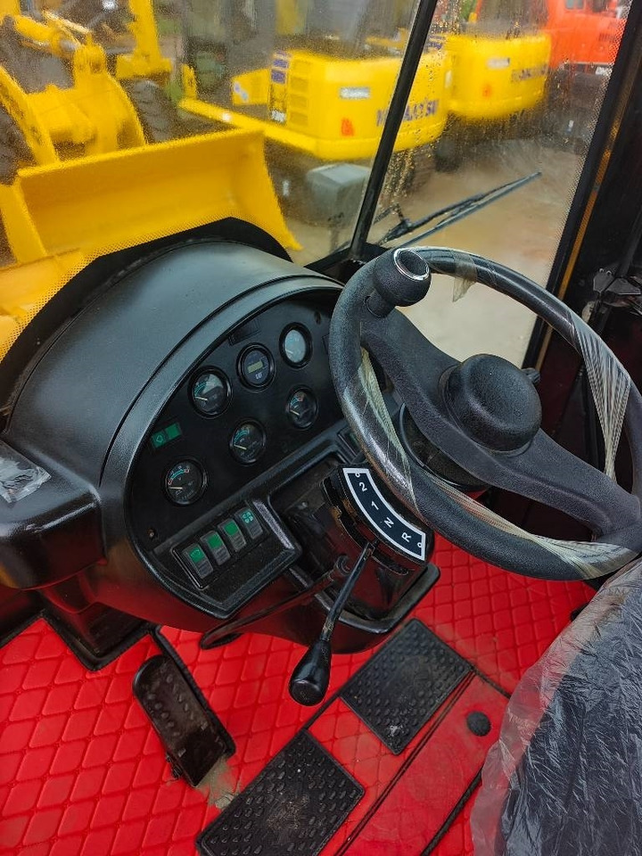 Chargeuse sur pneus CAT 966 H