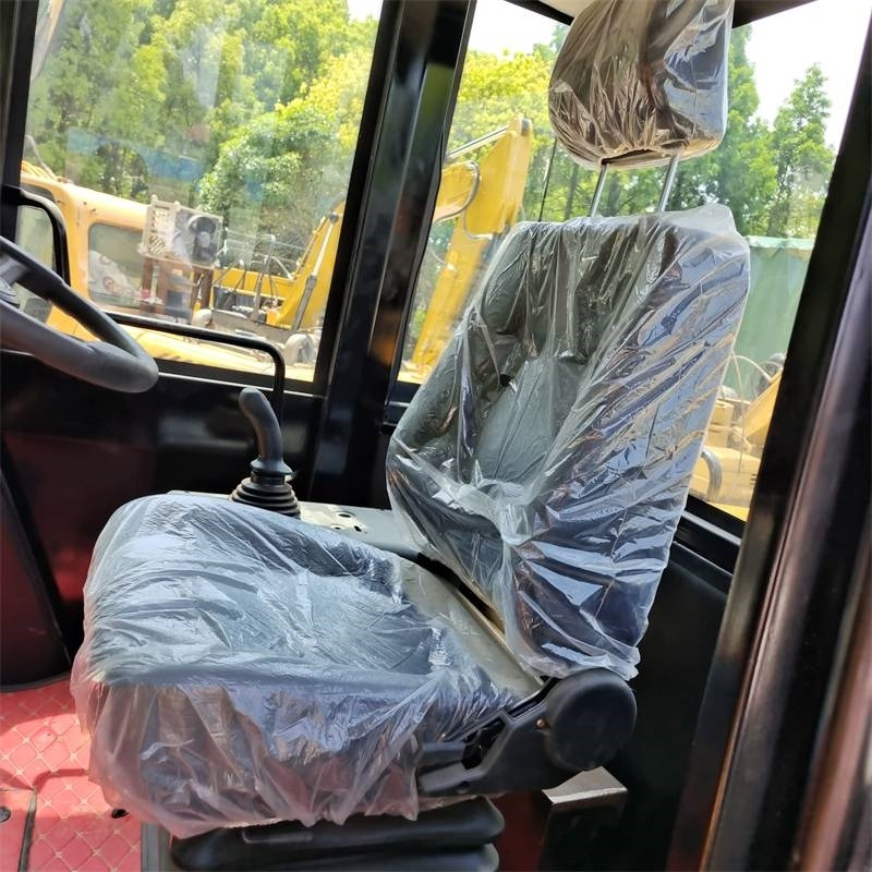 Chargeuse sur pneus CAT 966 H