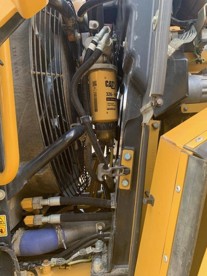 Chargeuse sur pneus CAT 966 K