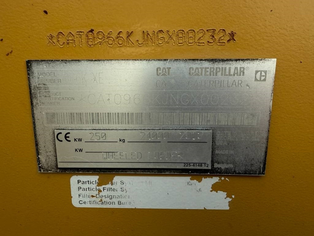 Chargeuse sur pneus CAT 966 K