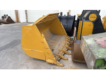 Chargeuse sur pneus CAT 966 Rock Bucket