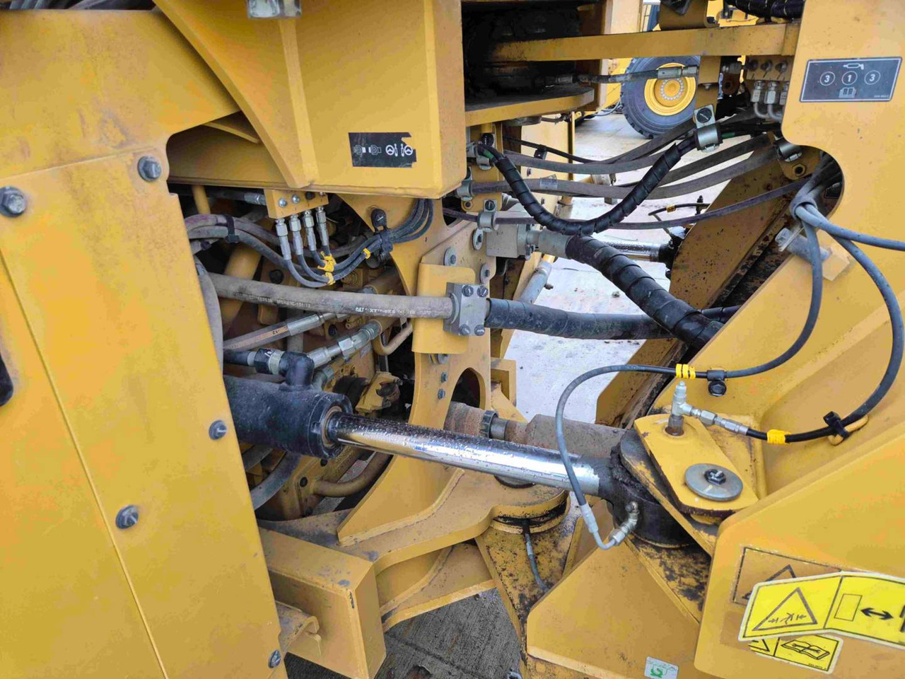 Chargeuse sur pneus CAT 972