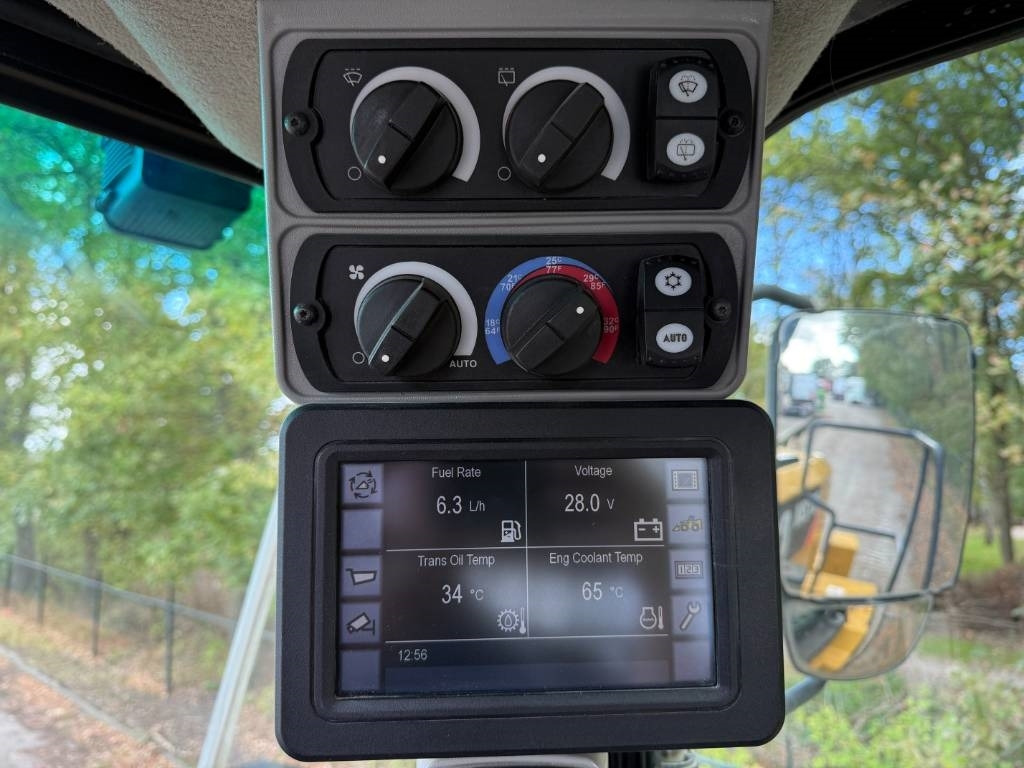 Chargeuse sur pneus CAT 972M