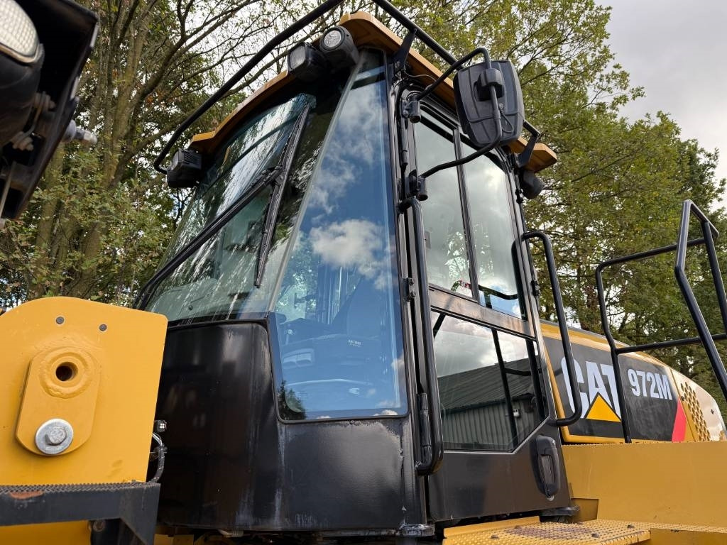 Chargeuse sur pneus CAT 972M