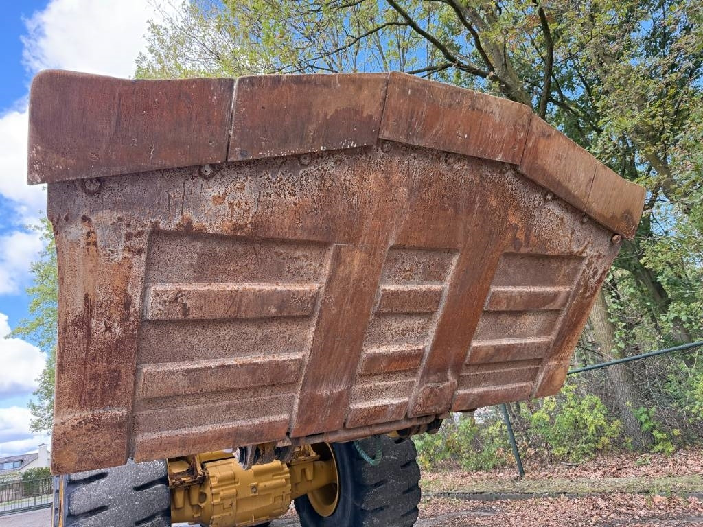 Chargeuse sur pneus CAT 972M