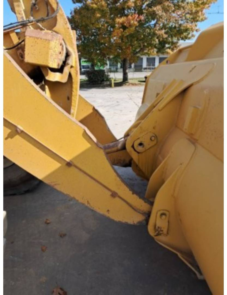 Chargeuse sur pneus CAT 972M