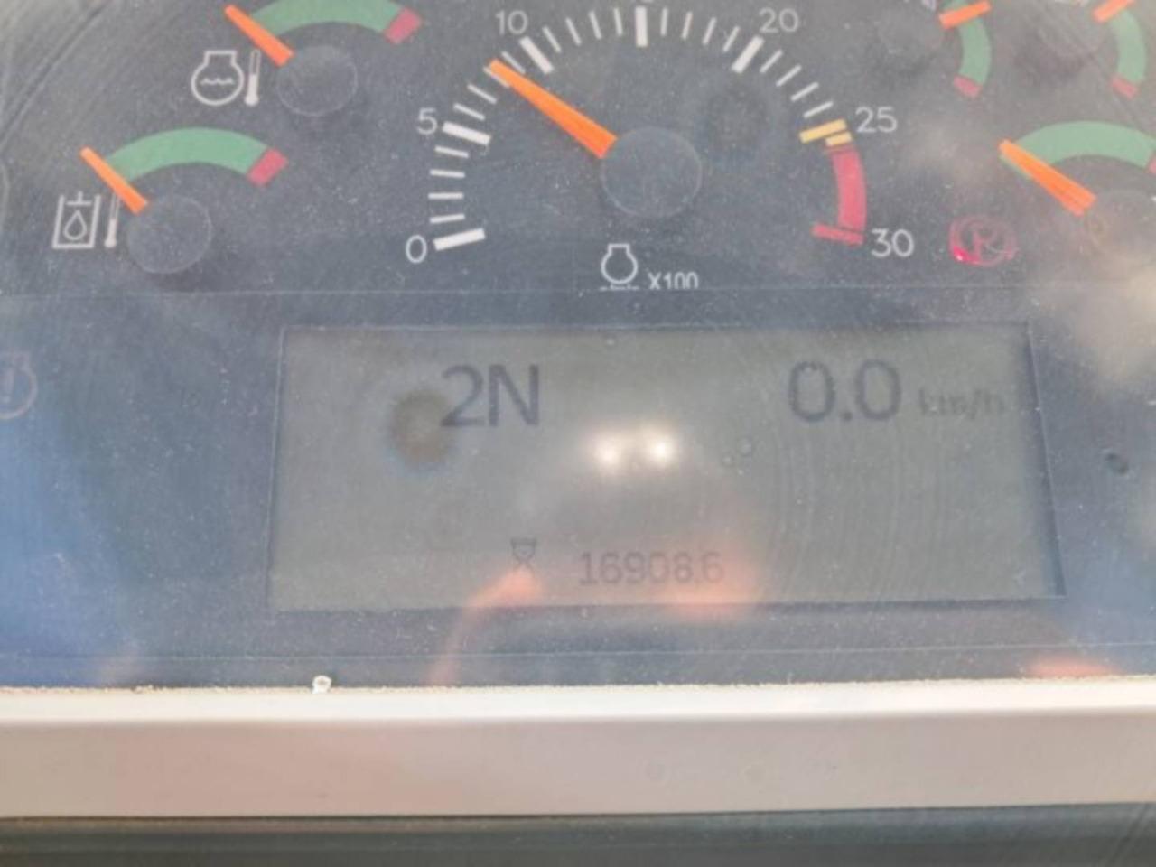 Chargeuse sur pneus CAT 972M