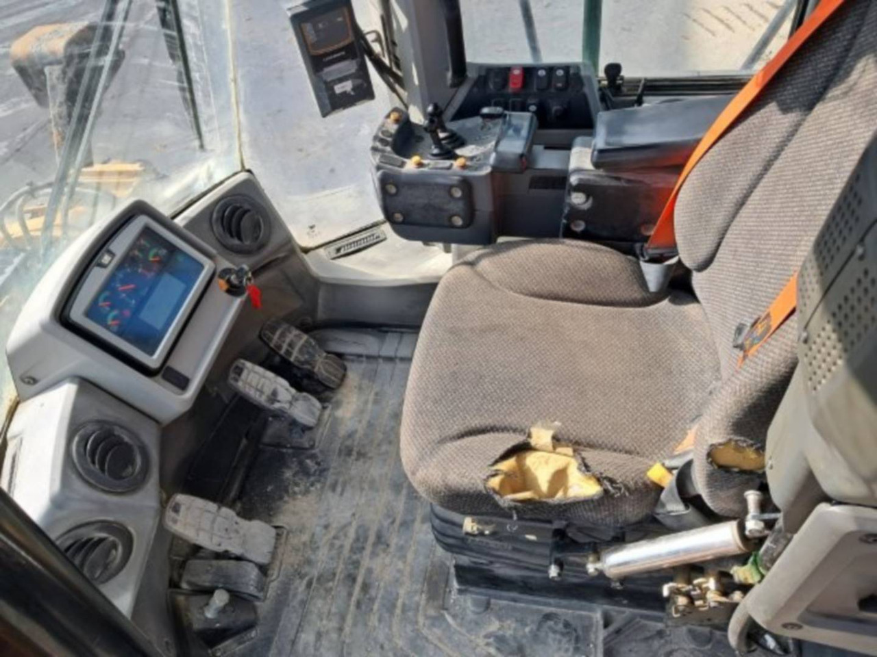 Chargeuse sur pneus CAT 972M