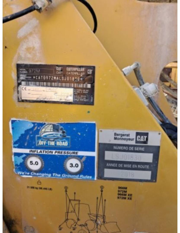 Chargeuse sur pneus CAT 972M