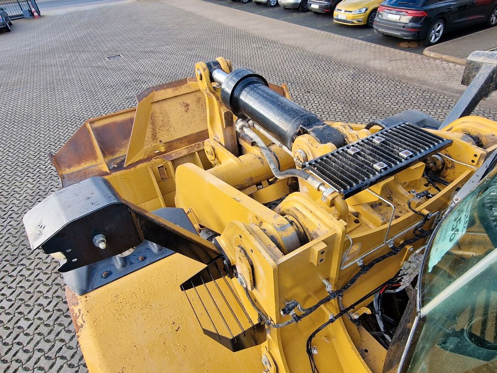 Chargeuse sur pneus CAT 972MXE