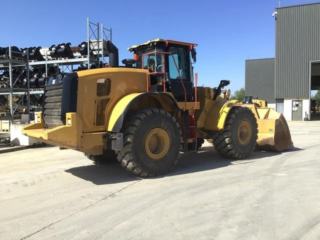 Chargeuse sur pneus CAT 972M XE