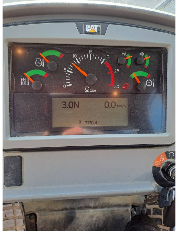 Chargeuse sur pneus CAT 972M XE