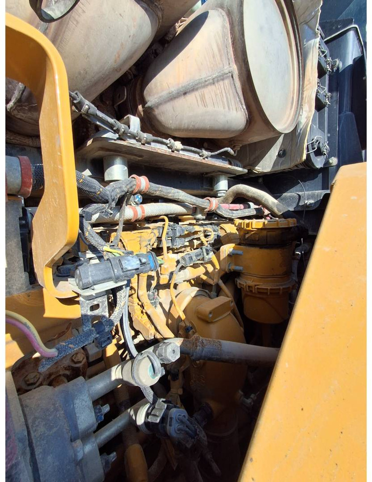 Chargeuse sur pneus CAT 972M XE