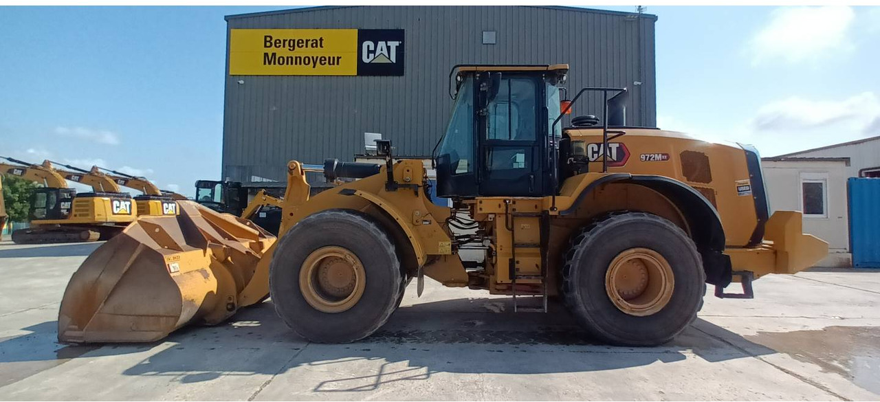 Chargeuse sur pneus CAT 972M XE