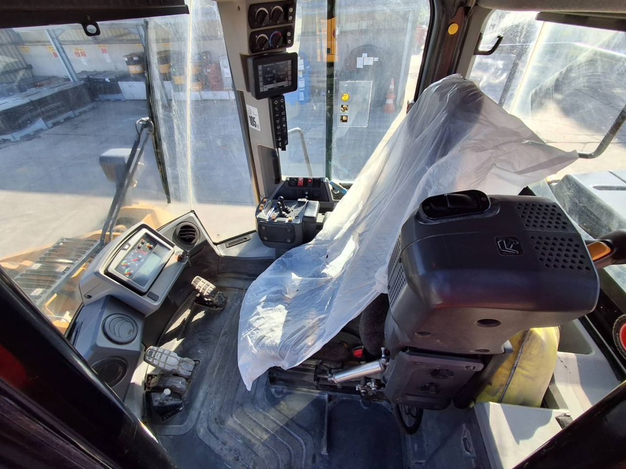 Chargeuse sur pneus CAT 972M XE