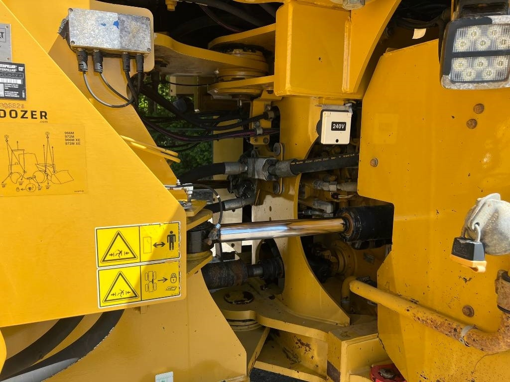 Chargeuse sur pneus CAT 972 M