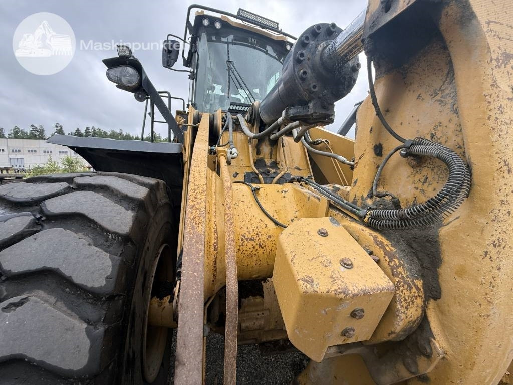Chargeuse sur pneus CAT 972 M