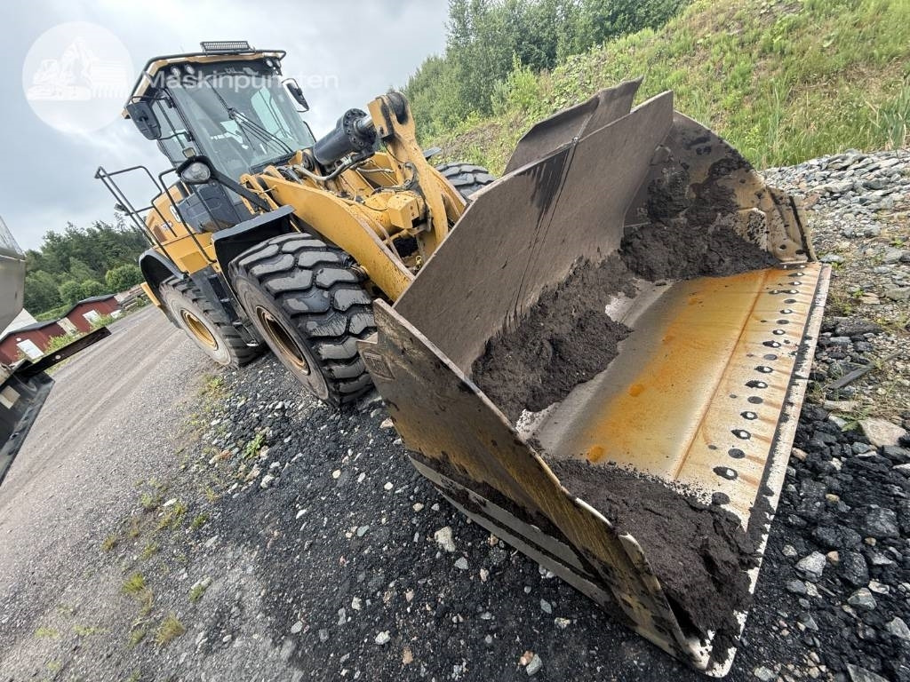 Chargeuse sur pneus CAT 972 M