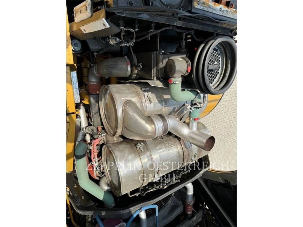 Chargeuse sur pneus CAT 972 M XE