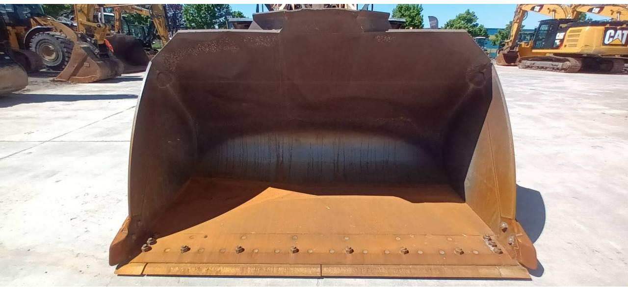 Chargeuse sur pneus CAT 972 XE