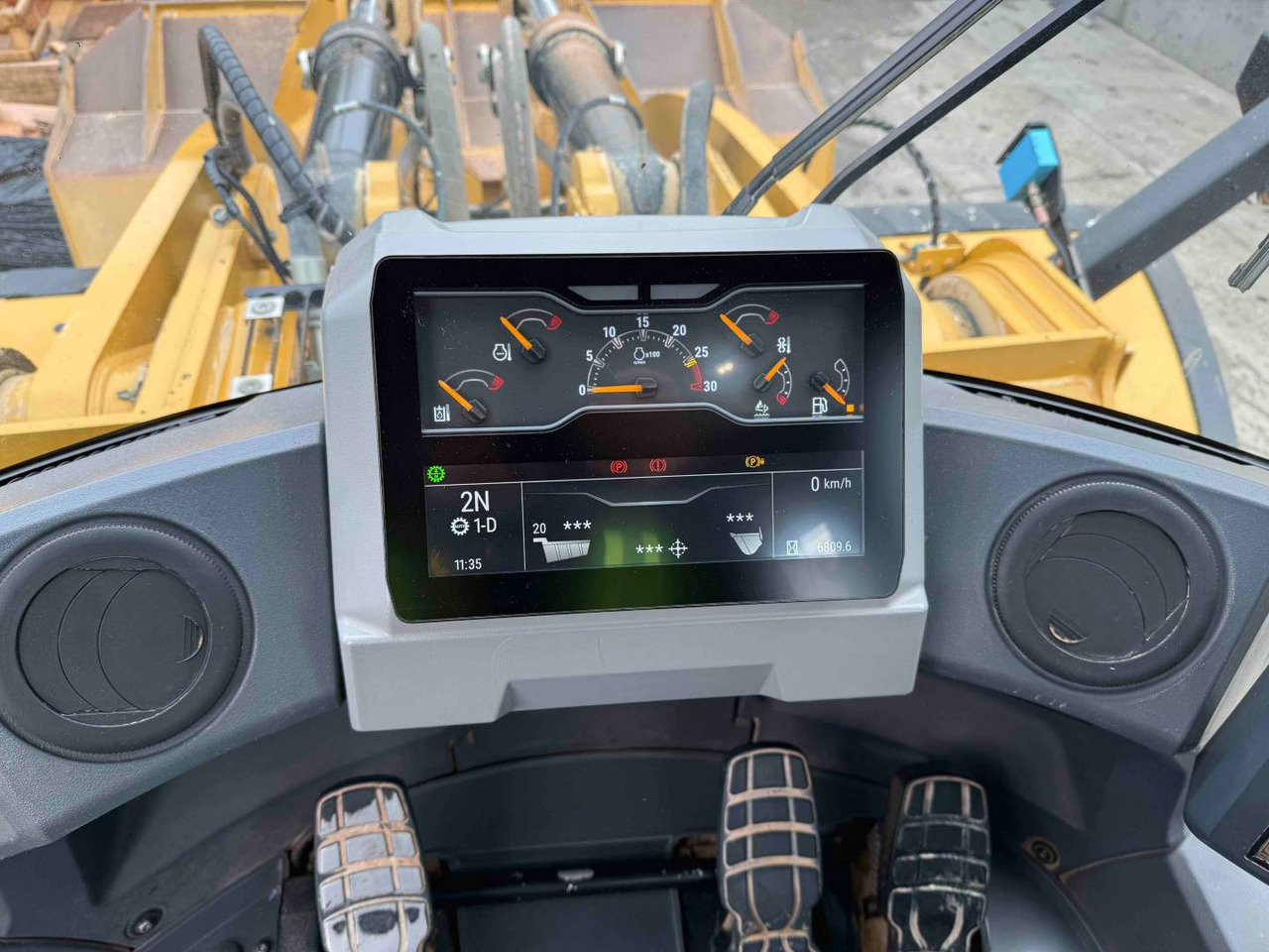 Chargeuse sur pneus CAT 980