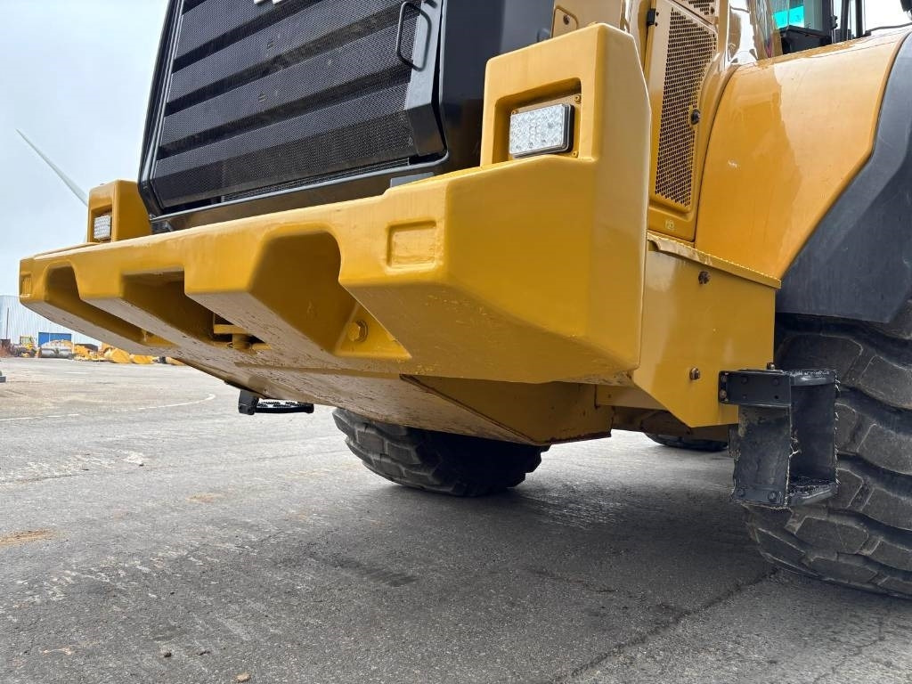 Chargeuse sur pneus CAT 980