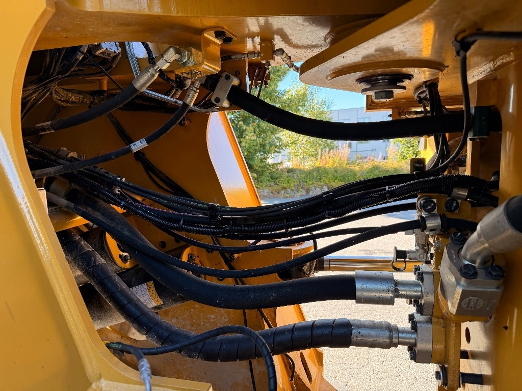 Chargeuse sur pneus CAT 980