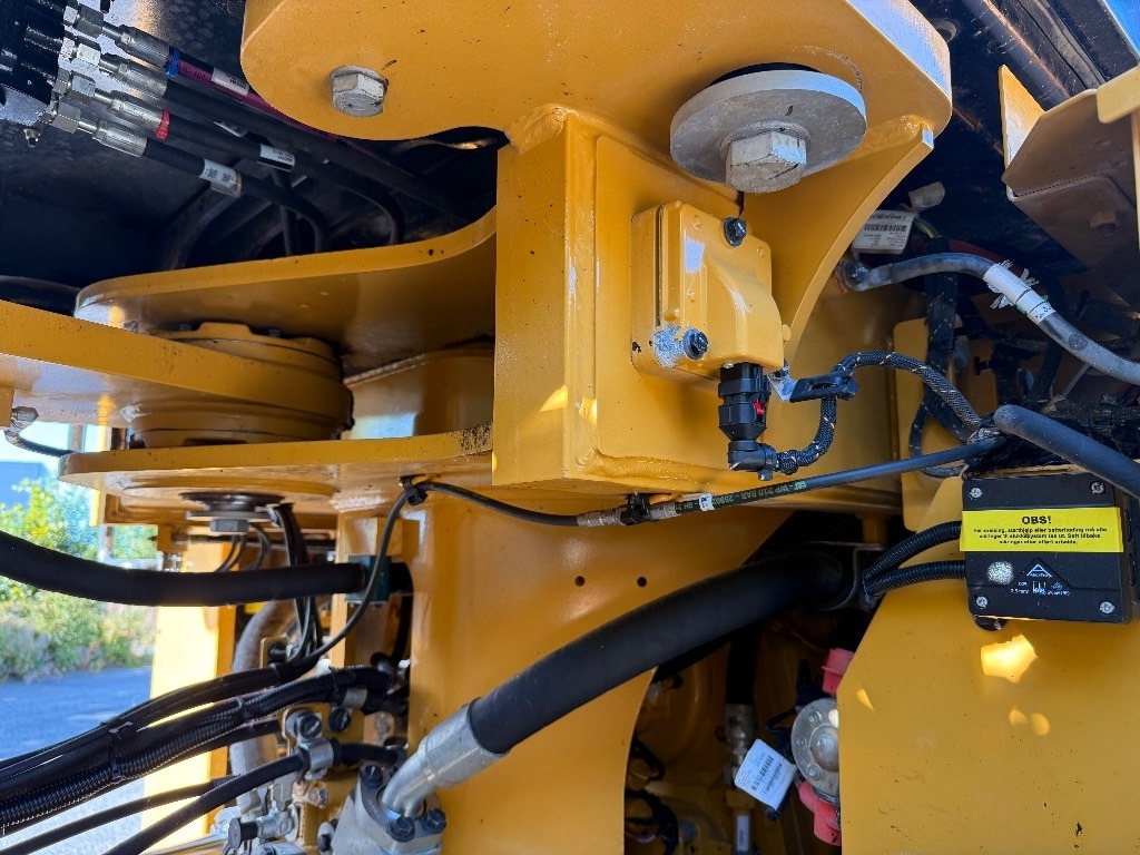 Chargeuse sur pneus CAT 980