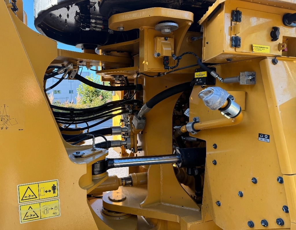 Chargeuse sur pneus CAT 980