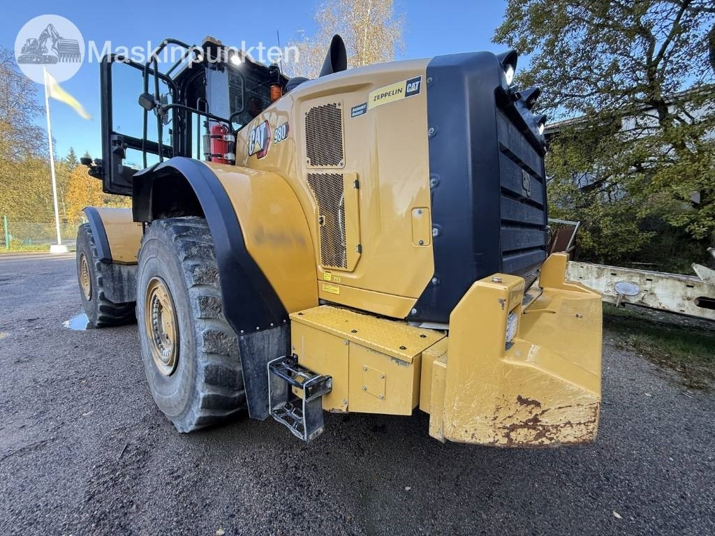 Chargeuse sur pneus CAT 980