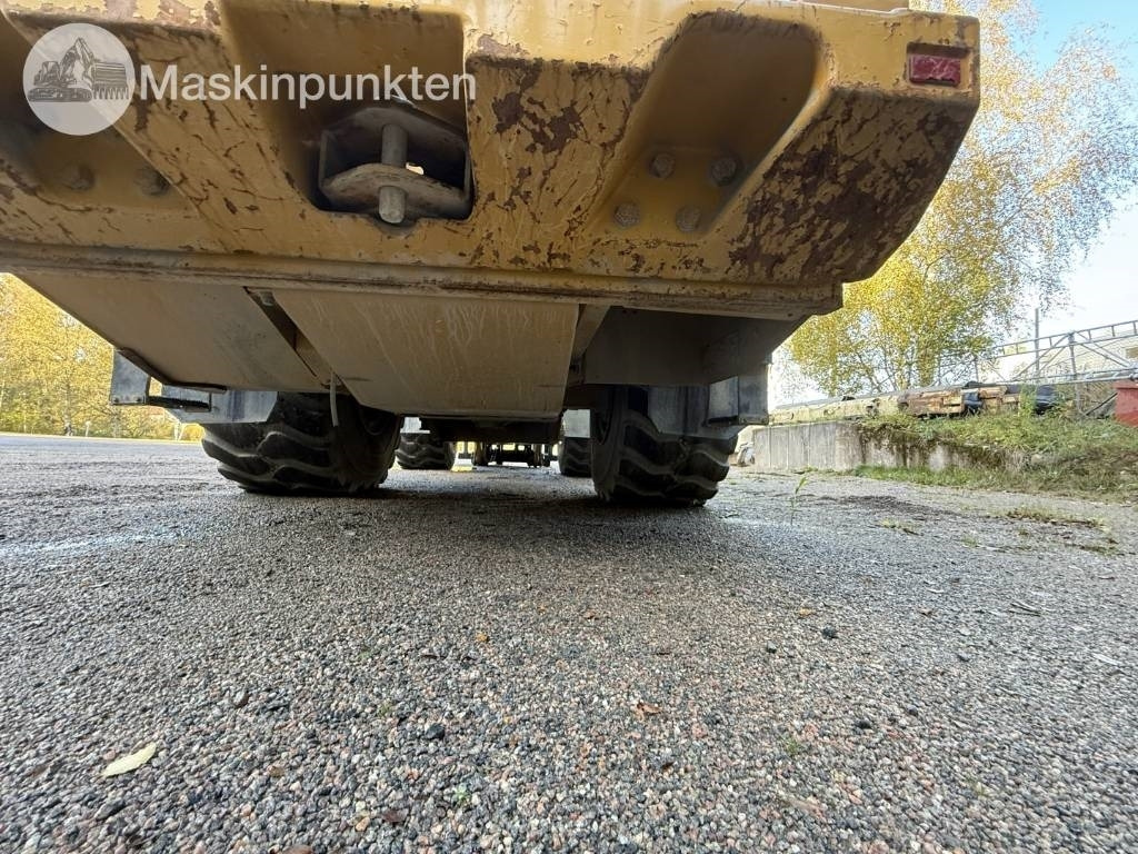 Chargeuse sur pneus CAT 980