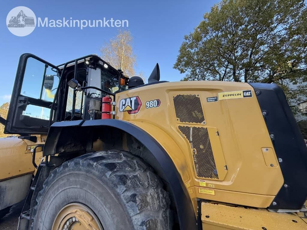 Chargeuse sur pneus CAT 980