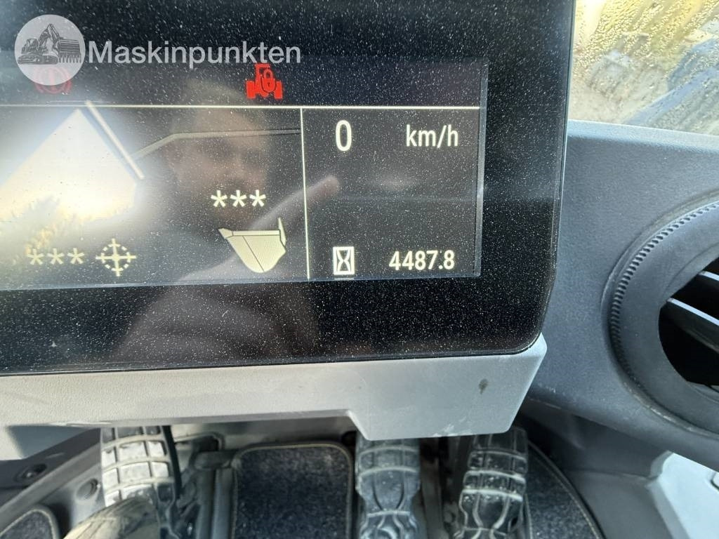 Chargeuse sur pneus CAT 980