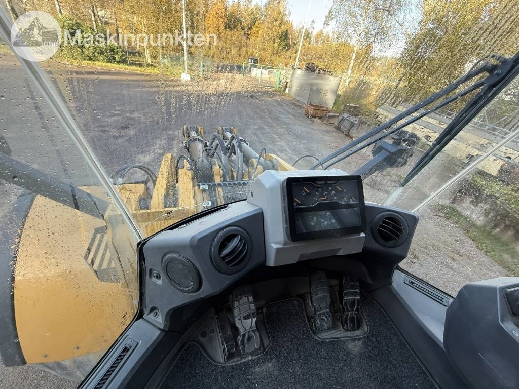 Chargeuse sur pneus CAT 980