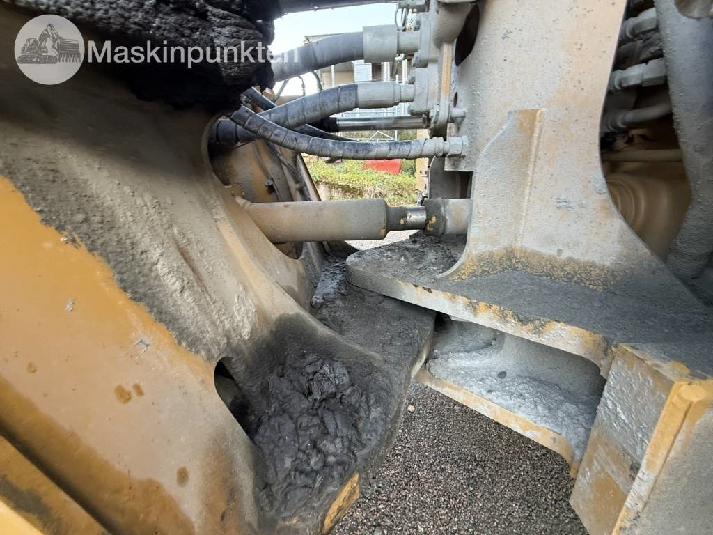 Chargeuse sur pneus CAT 980