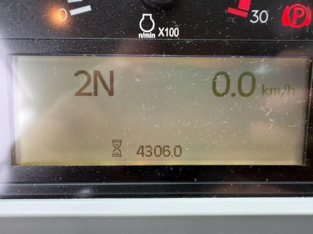 Chargeuse sur pneus CAT 980M