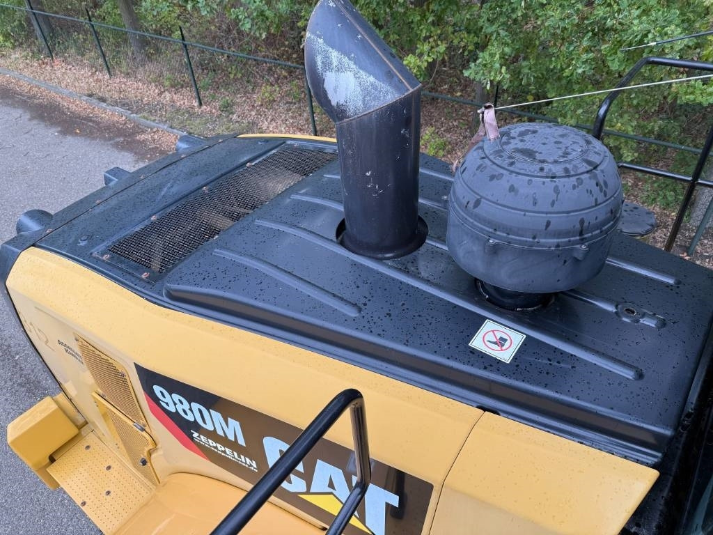 Chargeuse sur pneus CAT 980M